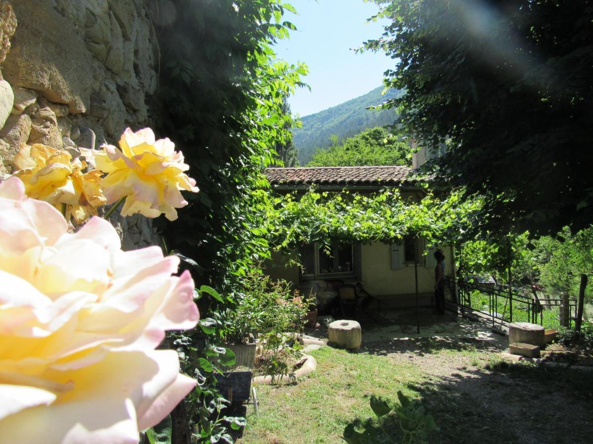 Bed and Breakfast Le Moulin Pradelle Esterno foto